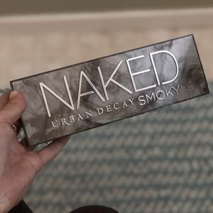 Urban Decay Naked Smoky!